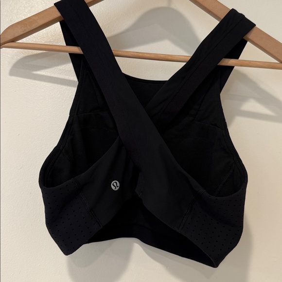 LULULEMON Black Racer Back Sports Bra Top Sz S - Picture 2 of 2
